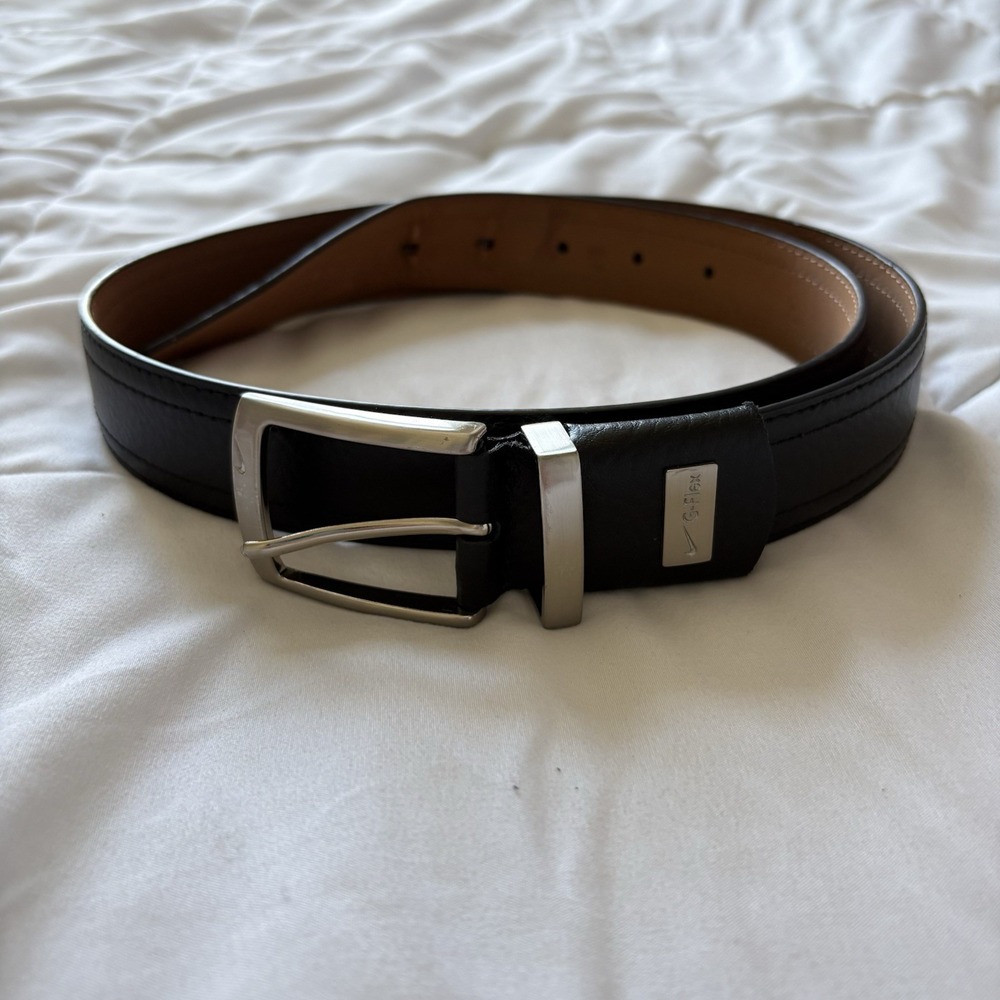 Nike Golf Belt Size 34 Black Mens Leather G-Flex Silvertone Buckle Preppy